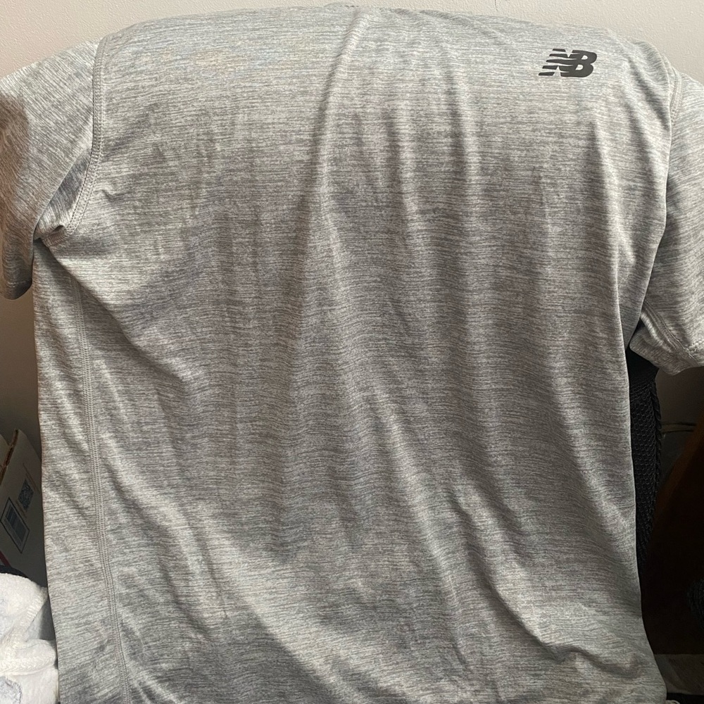 New Balance men's heather gray running t-shirt